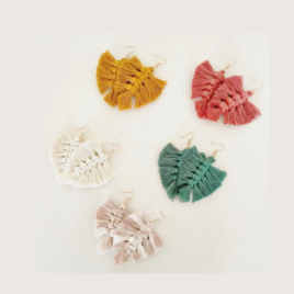 Macrame feather earrings